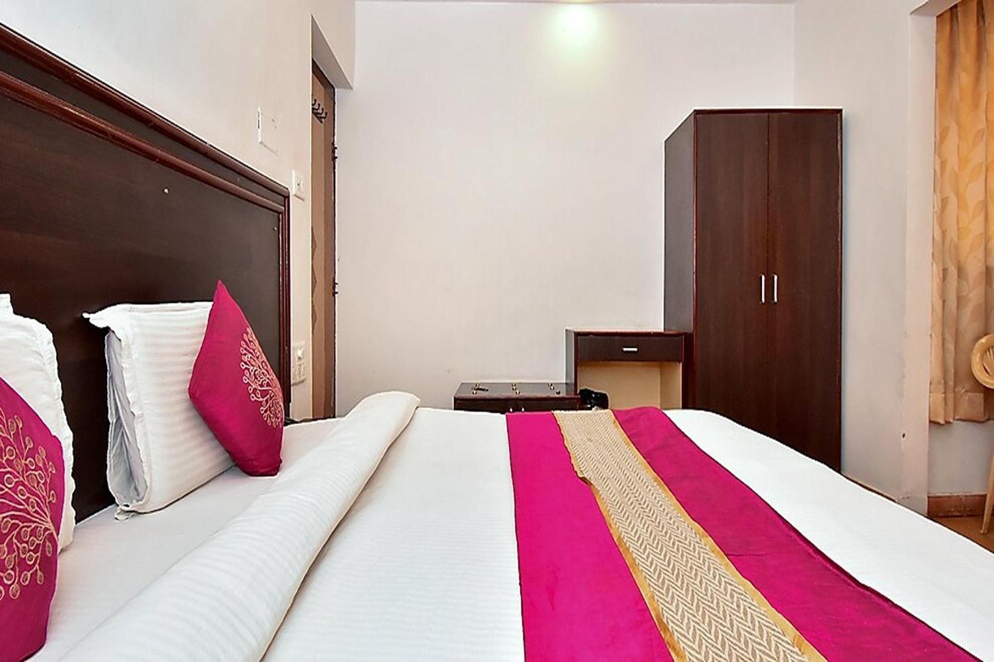Hotel Deep Palace Near Bus Stand Udaipole Udaipur Exterior foto
