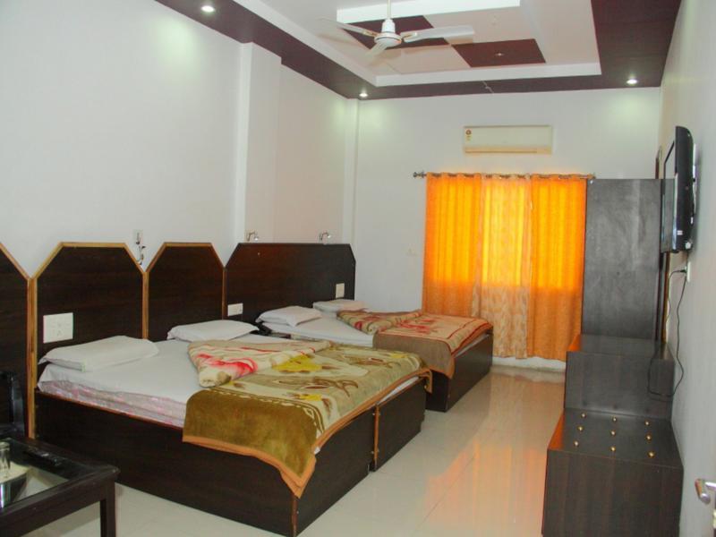 Hotel Deep Palace Near Bus Stand Udaipole Udaipur Exterior foto